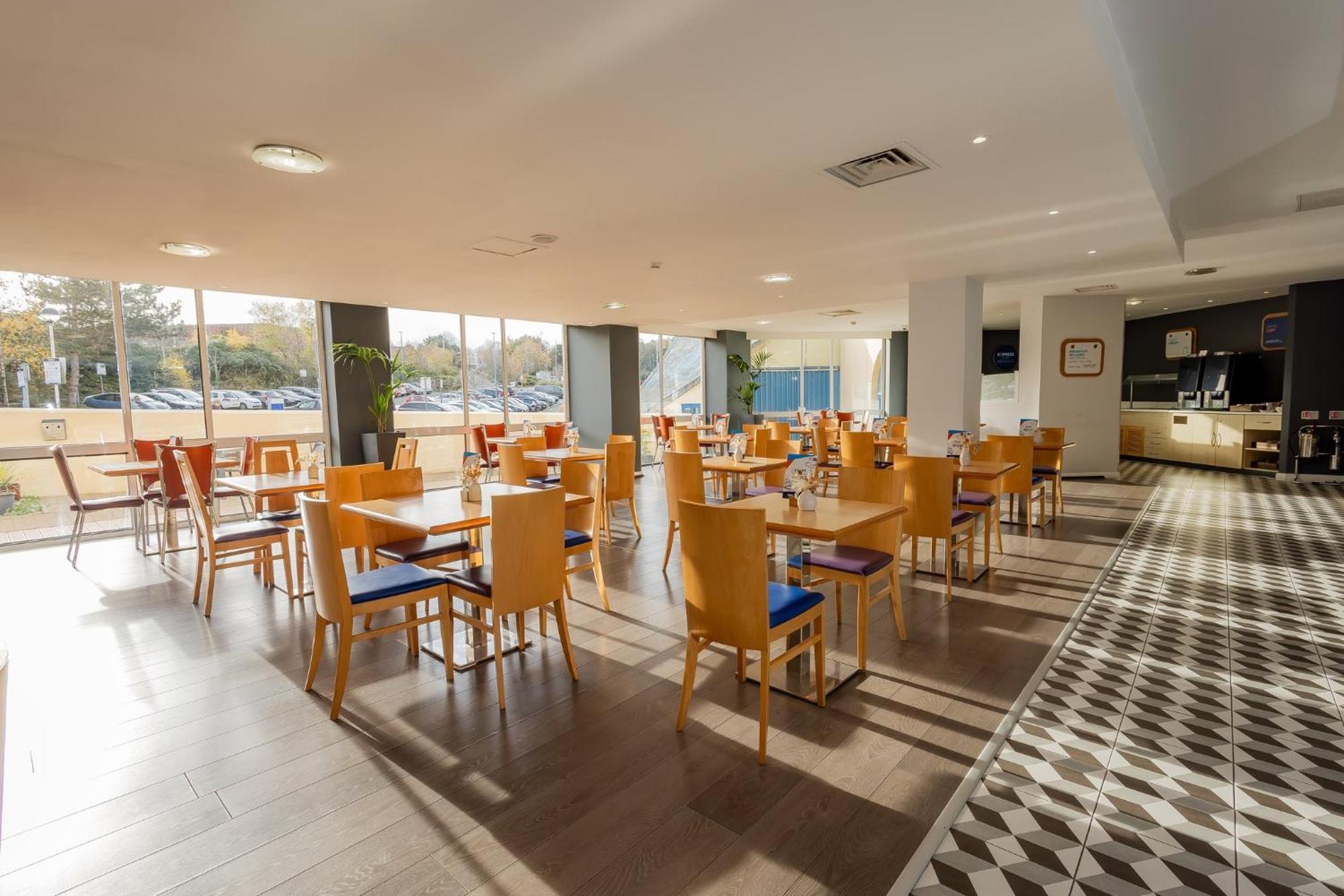 Holiday Inn Express Norwich By Ihg Drayton  Exteriör bild